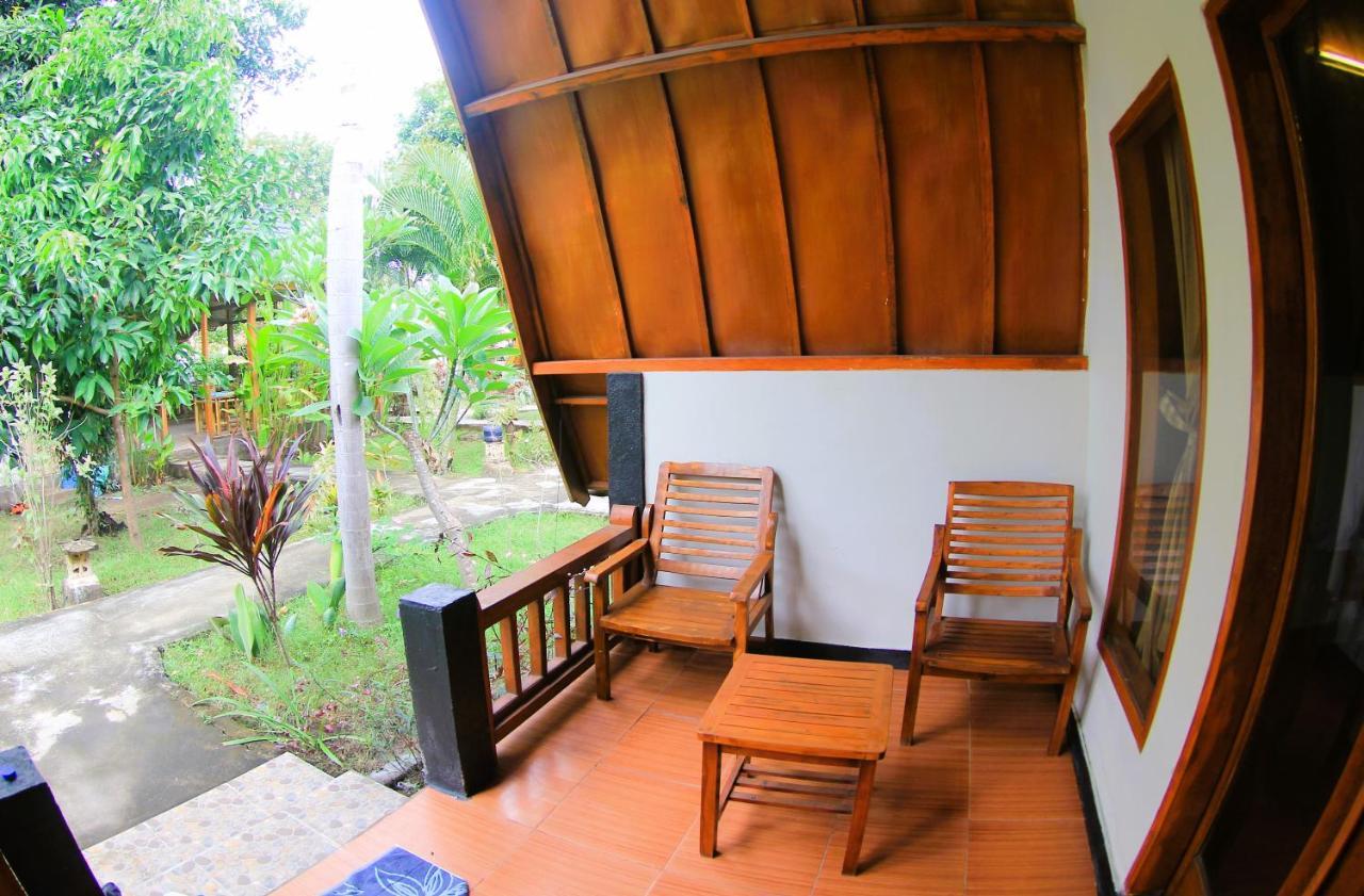 Florine'S Garden Hotel Gili Air Exterior foto