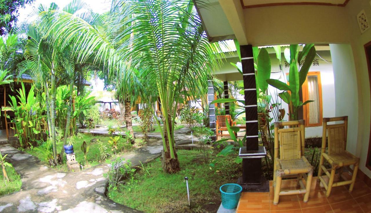 Florine'S Garden Hotel Gili Air Exterior foto